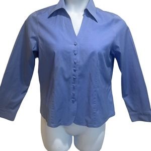 Talbots Wrinkle Resistant Fitted Button up Blue Shirt Size 10 Long Sleeve